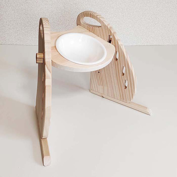 えるも 様 傾斜 犬 猫 ペット用 フード テーブル (1穴タイプ) ★完成品★ Amazon | 猫壱 犬用 脚付フードボウル 斜めタイプ 電子レンジ