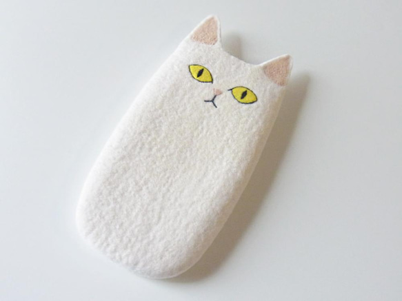 【受注】ねこiPhoneケース[サイズ小/大]  白ネコ 1枚目の画像