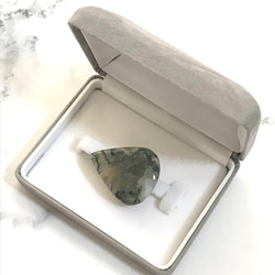 【美麗天然石】苔瑪瑙❖ﾓｽｱｹﾞｰﾄの帯留め✤専用Box付き 7枚目の画像