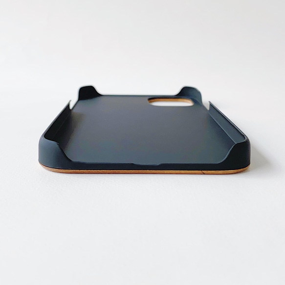 「羊駝的一天」木質 iPhone 手機殼（適用於 iPhone 16 系列） 第7張的照片