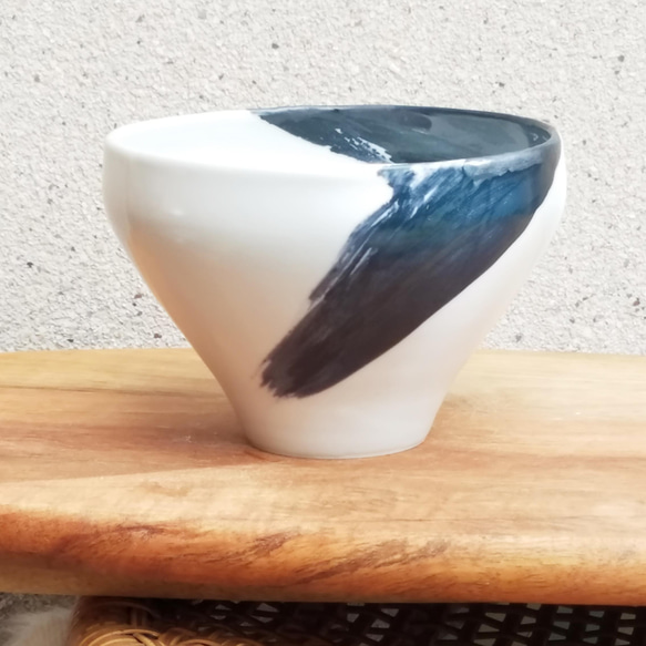 B級品特価★椀「ひと筆」美濃磁器　古代呉須【濃】+白マット　おうちごはん 煮物 丼物 セットでお得に！ 2枚目の画像