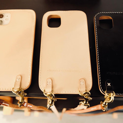 手作りの革製電話ケース、iPhone 11、iPhone12、iPhone13 .. 4枚目の画像