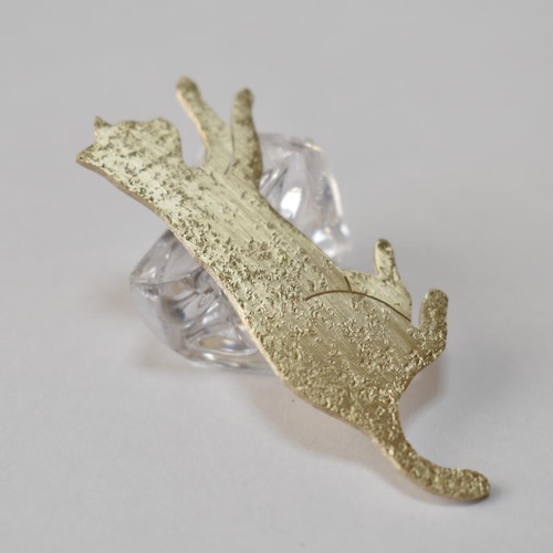 accessory mau 真鍮ブローチ 受注制作 アザラシ 真鍮ブローチ | iichi 日々の暮らしを