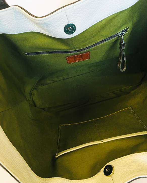 Parasol ~畳むと三角形•広げるとパラソルの様なフォルムになる2wayトートバッグ ~(姫路レザー) 5枚目の画像