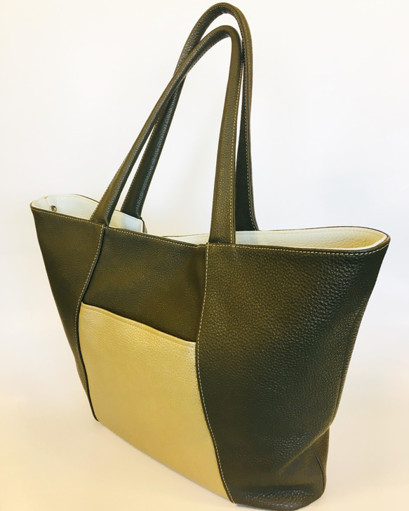 Parasol ~畳むと三角形•広げるとパラソルの様なフォルムになる2wayトートバッグ ~(姫路レザー) 4枚目の画像