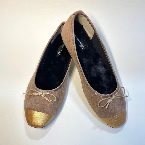 “最後 23.0cm SALE”2 種鞋墊 2WAY 輕量雙色芭蕾舞鞋（橡木 x 金色） 第3張的照片