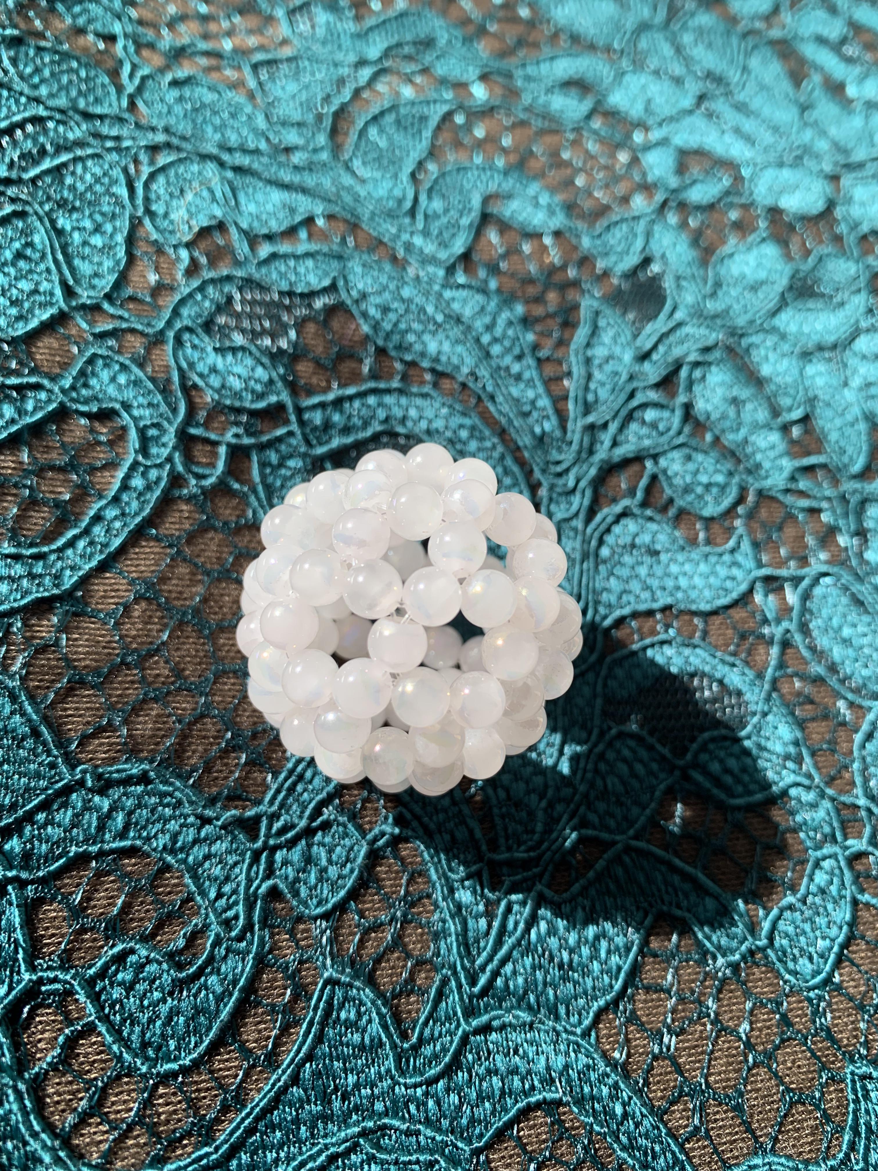 フラーレン　ローズオーラクォーツ　直径3cm 寺澤貴子さんショップの天然石です！