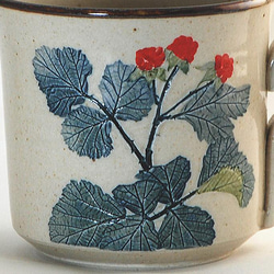 マグカップ（白）「サナエイチゴ」      口径8.5cm×7.5cm 2枚目の画像