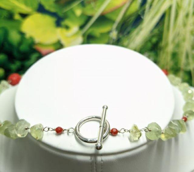 ネフライト一石彫ネックレス / K14WG Nephrite Single-Stone Carving Necklace