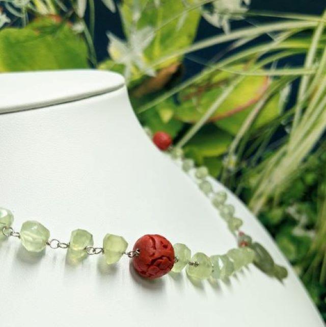 ネフライト一石彫ネックレス / K14WG Nephrite Single-Stone Carving Necklace