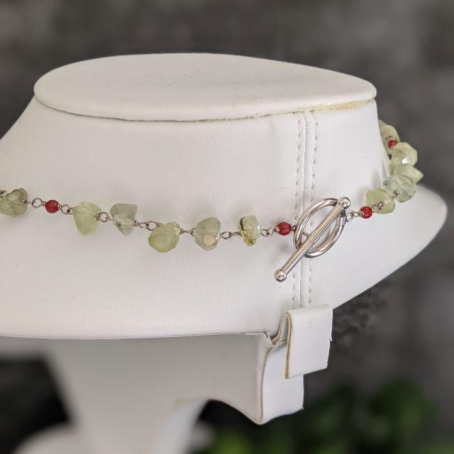 ネフライト一石彫ネックレス / K14WG Nephrite Single-Stone Carving Necklace