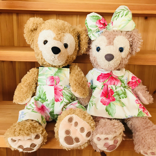 ダッフィとシェリーメイのコスチューム お揃いのサロペットと 