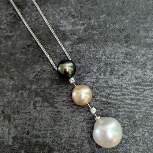 K18WG南洋真珠ネックレス