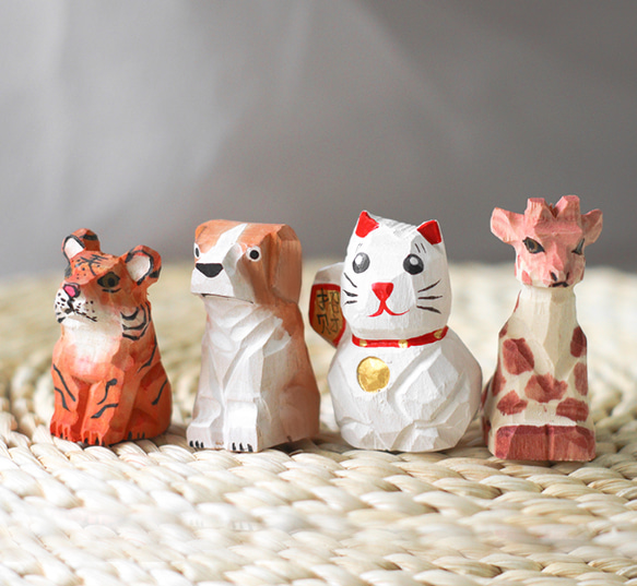 珍品 木彫り 置物 1セット 招き猫 キリン 犬 虎 ミニ 動物 細密彫 彫刻 1枚目の画像