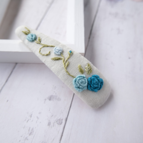 バラ刺繍パッチンピン♡ヘアゴム2点セット