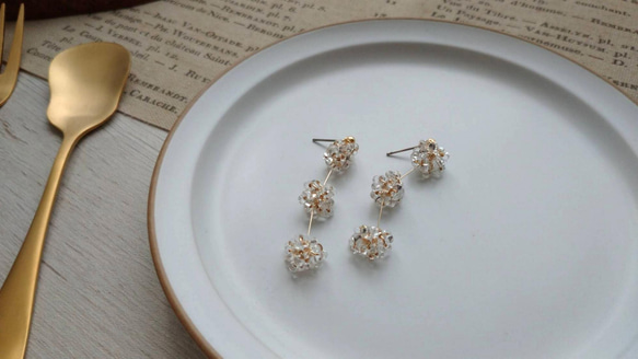 【ミニ】ぽんぽんビーズのクリアアクセサリー 1枚目の画像