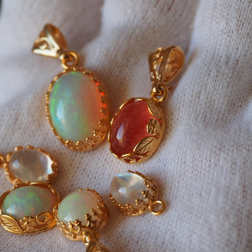 再販 ストロベリークォーツ10 K14gf クラウンペンダントトップ