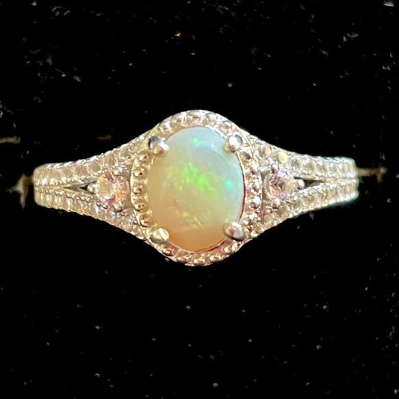 ライトオパールシルバーリング ホワイトトパーズ38個付き