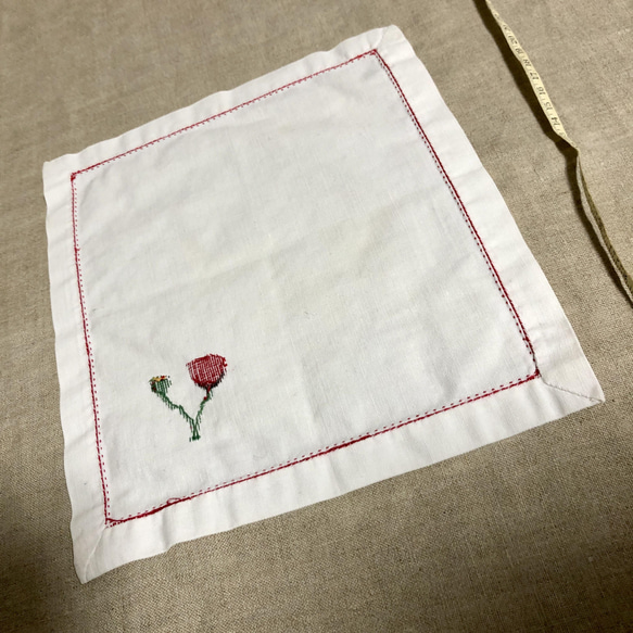 フランスビンテージカクテル刺繍ナプキン赤い花 3枚目の画像
