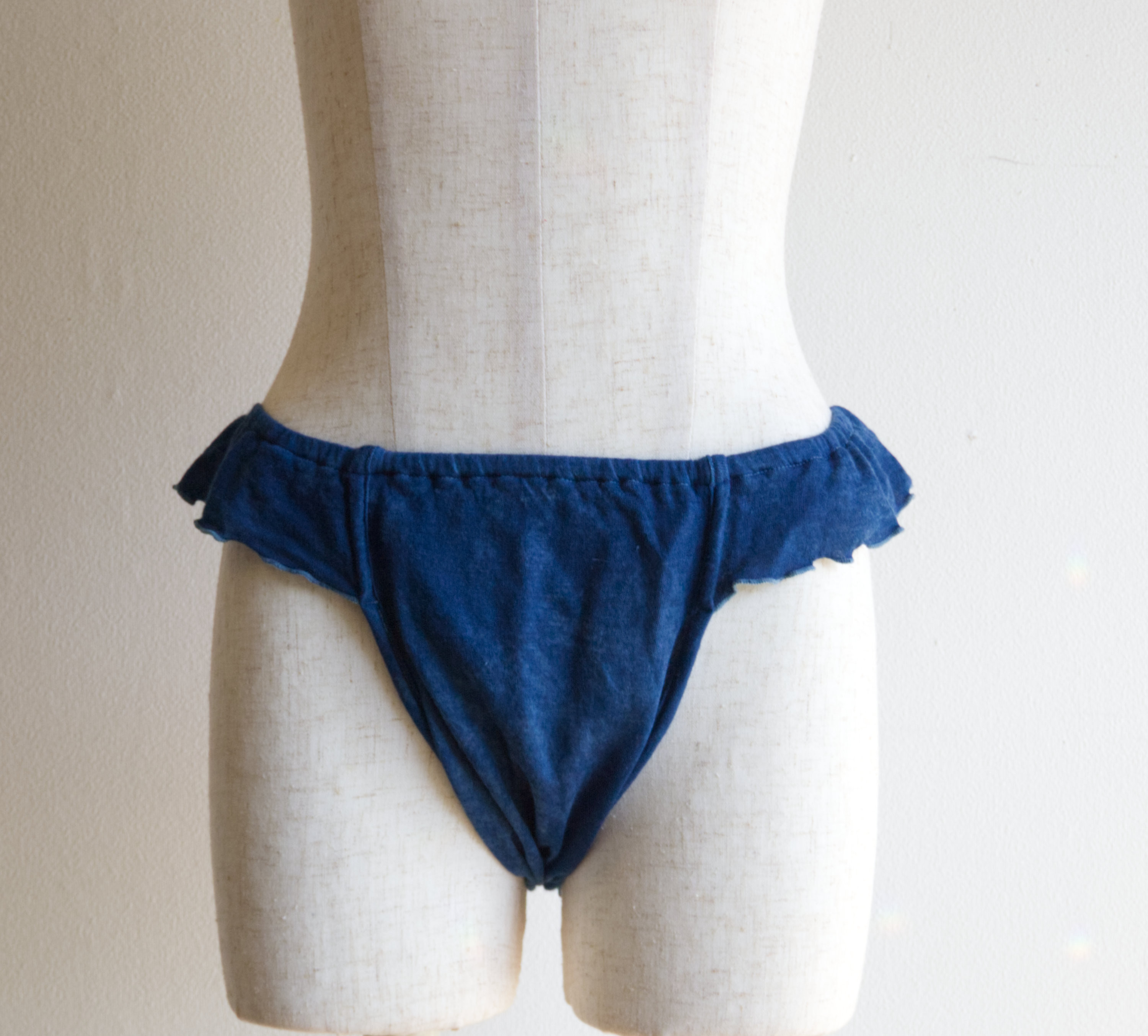 新月染め★　カラダとココロが喜ぶ 　　絹コットンふんどしぱんつ　藍染　冷え取り　　草木染め
