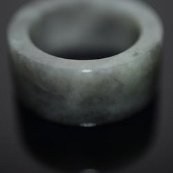 110-23 18.0号~18.5号 天然 A貨  翡翠 板指 広幅 リング 指輪 硬玉ジェダイト 5月誕生石 4枚目の画像