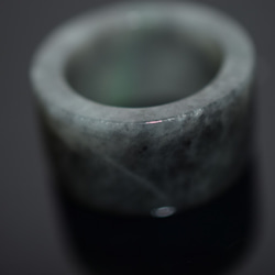 110-17 17.5号~18.0号 天然 A貨  翡翠 板指 広幅 リング 指輪 硬玉ジェダイト 5月誕生石 2枚目の画像