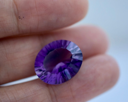 113 上品 一点物 天然 アメジスト 楕円 アメシスト 紫水晶 2月誕生石