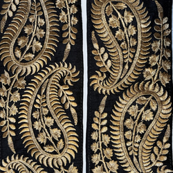 【50cm】インド刺繍リボン　ブラックxゴールド　ペイズリー　シルク　SS319 2枚目の画像
