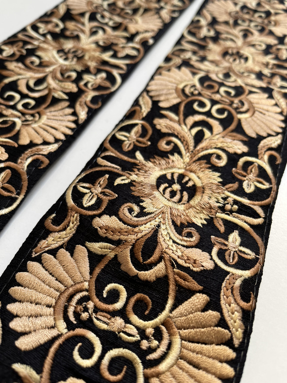 【50cm】インド刺繍リボン　ブラックxブラウン　シルク　SS321 5枚目の画像