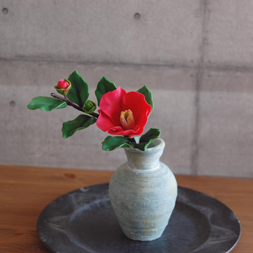 ◇粘土のお花◇ 椿 壺（グリーン） 一輪挿し T624 アートフラワー Old