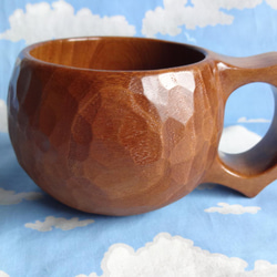 茶色い真桑の一木彫りコーヒーカップ　 4枚目の画像
