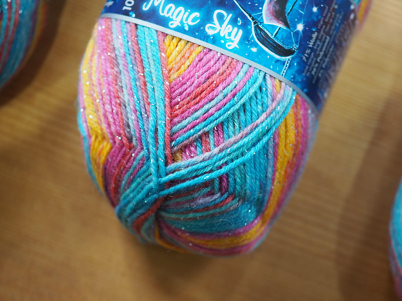 毛糸 Opal オパール magic sky（ マジックスカイ）9805 3枚目の画像
