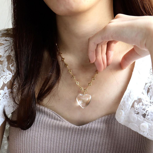 限定販売】ガラスのハートチャーム マンテル ネックレス ネックレス  