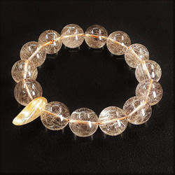 【特大勾玉がかっこいい】現品一点物 ゴールドルチルクォーツ ブレスレット 勾玉 ルチル 金針水晶 数珠 １６ミリ ９０ｇ 3枚目の画像