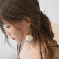 イヤリング Puffy Cloud Clip on Earring CHC 温かみのあるハンドメイドの立体雲シリーズ 11枚目の画像