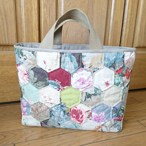 一点限定・再販なし】底板入り＊こうの早苗さん＊ヘキサゴンのトート