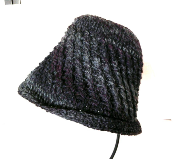 ゆったり温か手編み帽子（ウールとアルパカ） 2枚目の画像