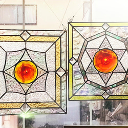 ステンドグラス　おひさまモチーフのパネル　ロンデルガラス使用(スタンド付) 4枚目の画像