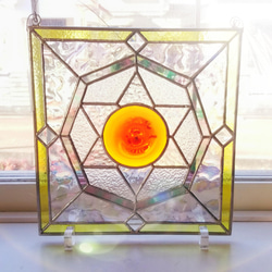 ステンドグラス　おひさまモチーフのパネル　ロンデルガラス使用(スタンド付) 3枚目の画像