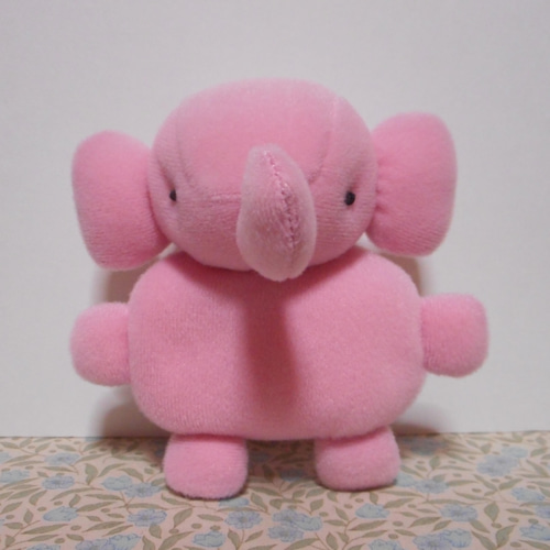 トイニット生地のピンクぞうのぬいぐるみ ぬいぐるみ kabebe
