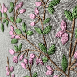 《手刺繍のポーチ》ピンクの萩の花 6枚目の画像