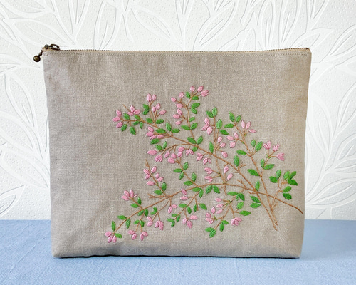 手刺繍【ハンドメイド】 花刺繍のれん