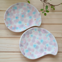 【小皿】桜としずくの勾玉(ピンク・ブルー) 2枚目の画像