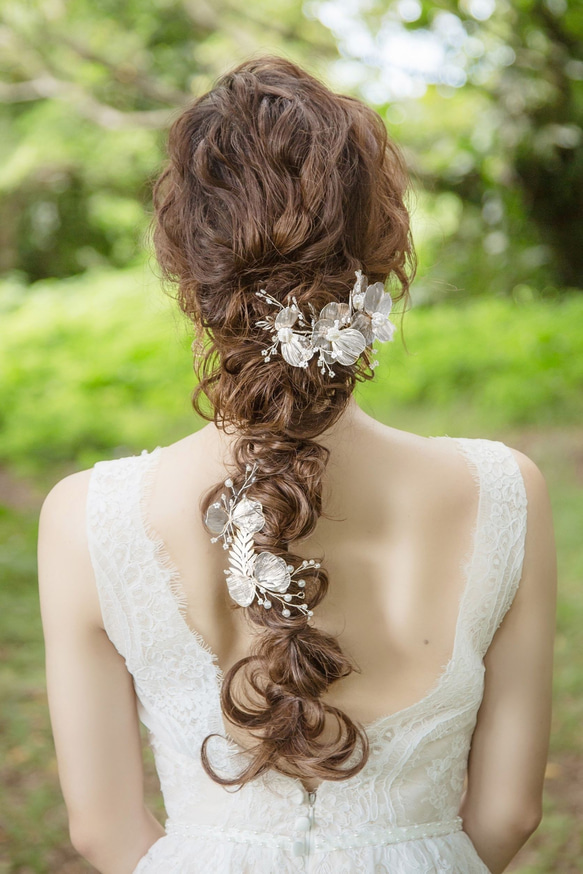 大人気♥ヘッドドレス 結婚式　花嫁 ヘアアクセサリー ヘッドアクセサリー ウェディング ブライダル　フラワー リーフ 2枚目の画像