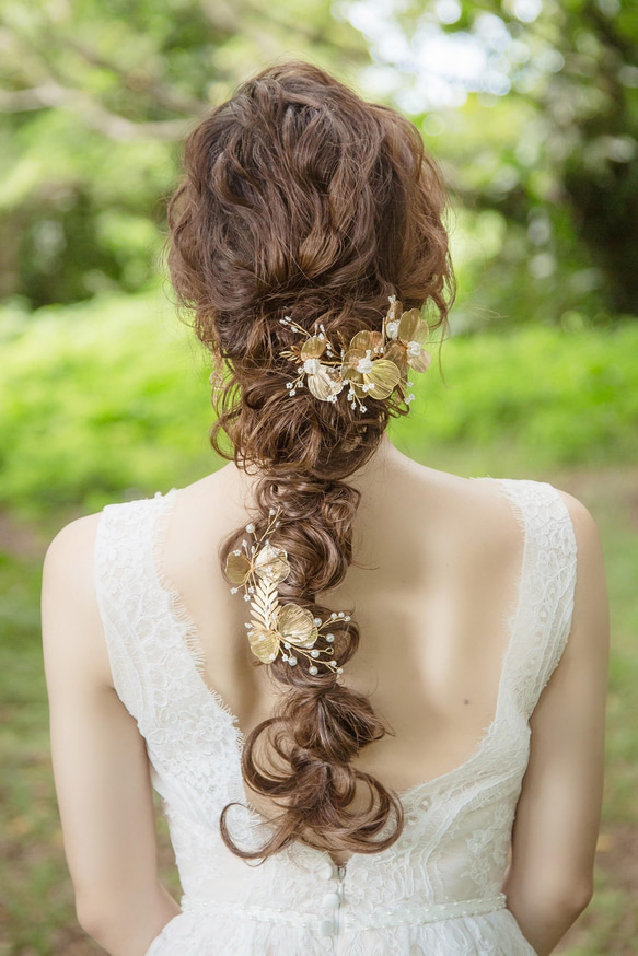 ヘッドドレス 結婚式　花嫁 ヘアアクセサリー ヘッドアクセサリー ウェディング ブライダル　フラワー　リーフ　小枝 1枚目の画像