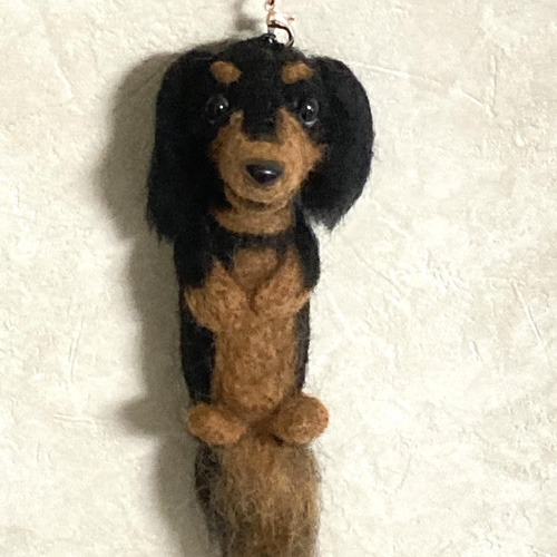 ブラックタンダックスフンドキーホルダー 羊毛フェルト doglover 通販
