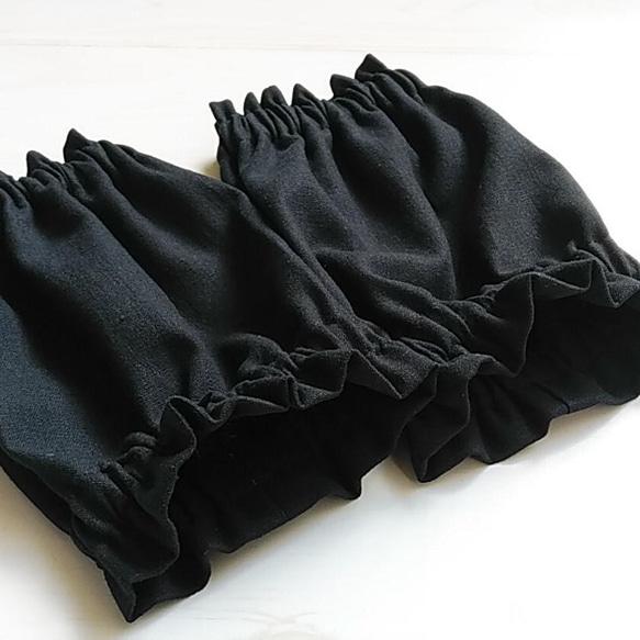 ハーフリネンキャンバス無地のシンプルアームカバー～ブラック（黒）～ 1枚目の画像