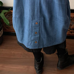 フード風襟の手織り綿バルーンコート　合いの季節に嵐山のお店で一番人気裾切り替えキュートなコート　空色（ライトブルー）絣 12枚目の画像