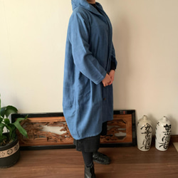 フード風襟の手織り綿バルーンコート　合いの季節に嵐山のお店で一番人気裾切り替えキュートなコート　空色（ライトブルー）絣 6枚目の画像