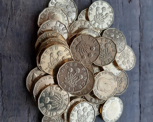英国3ペニーコイン イギリス3ペンス 50枚 1937~1952年古銭 送料無料 50枚セット 英国 3ペニーコインイギリス 3ペンス1937年~1952年の